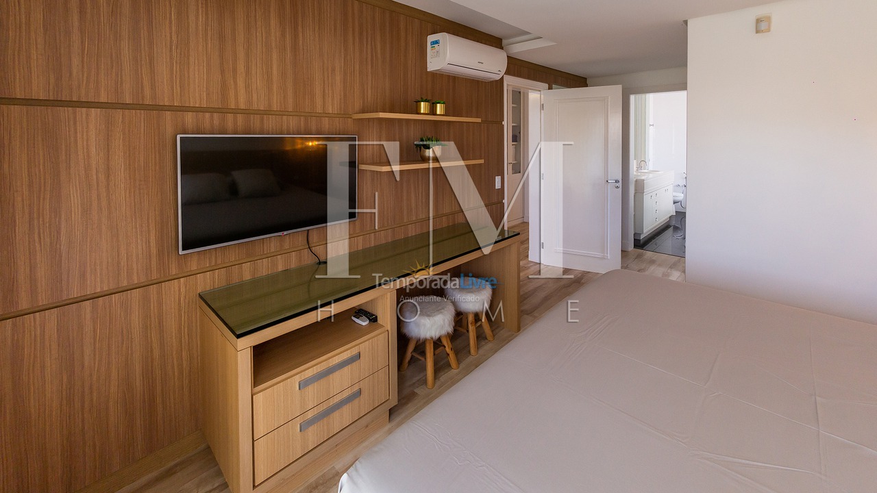 Casa para aluguel de temporada em Florianopolis (Jurerê Internacional)