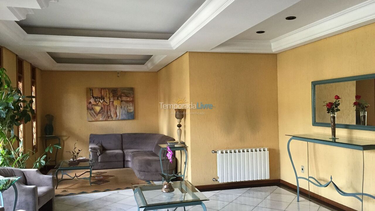 Apartment for vacation rental in Gramado (Centro)