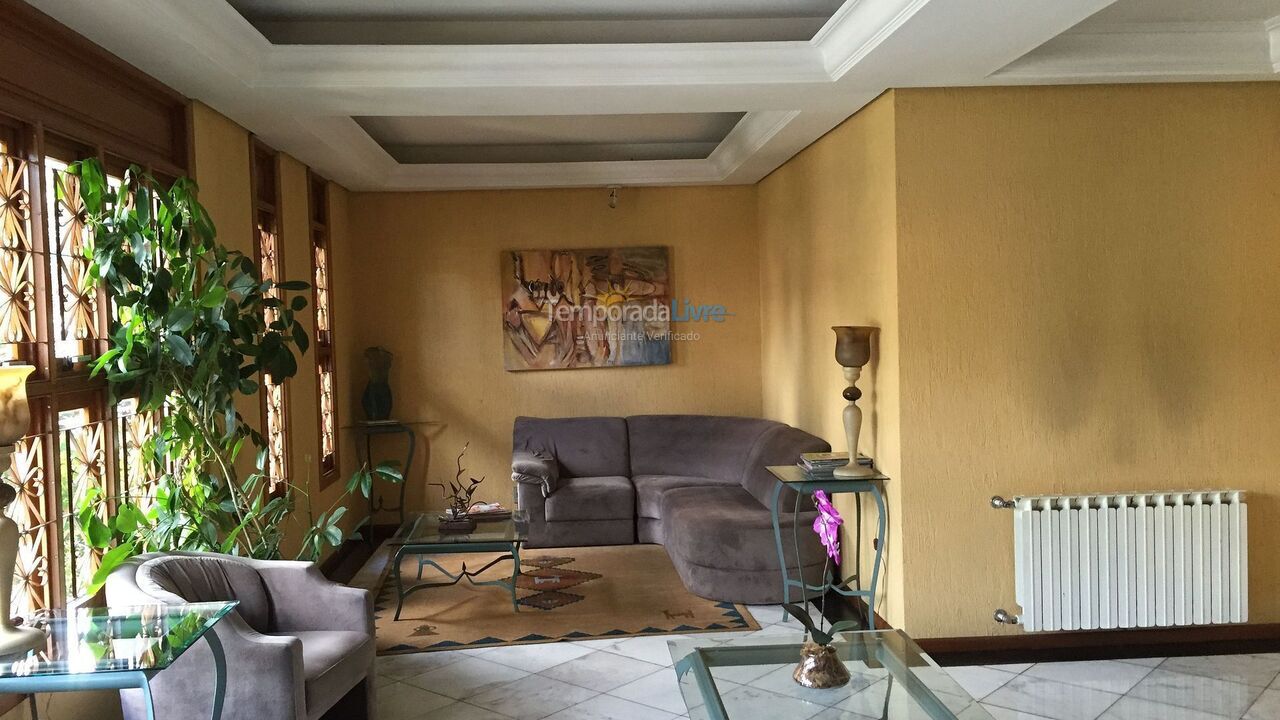 Apartment for vacation rental in Gramado (Centro)