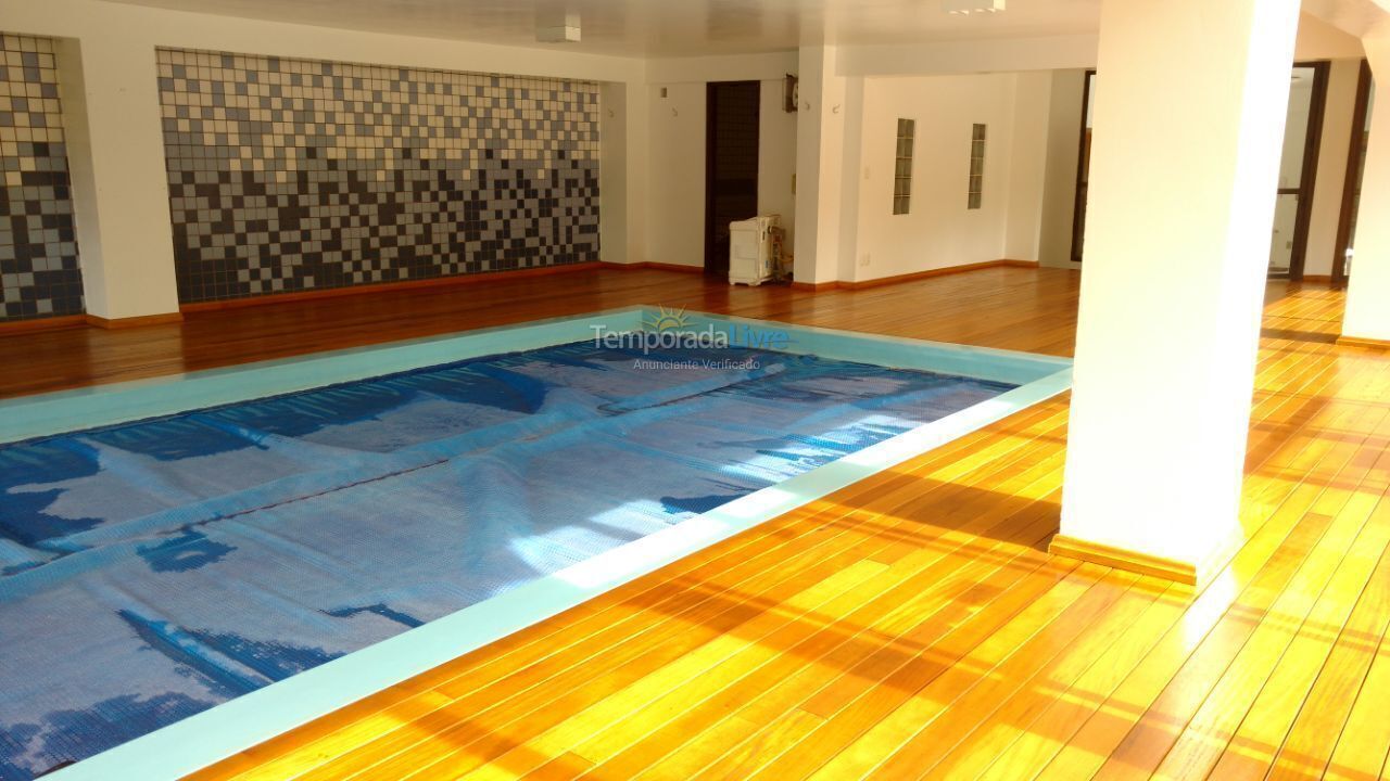 Apartment for vacation rental in Gramado (Centro)