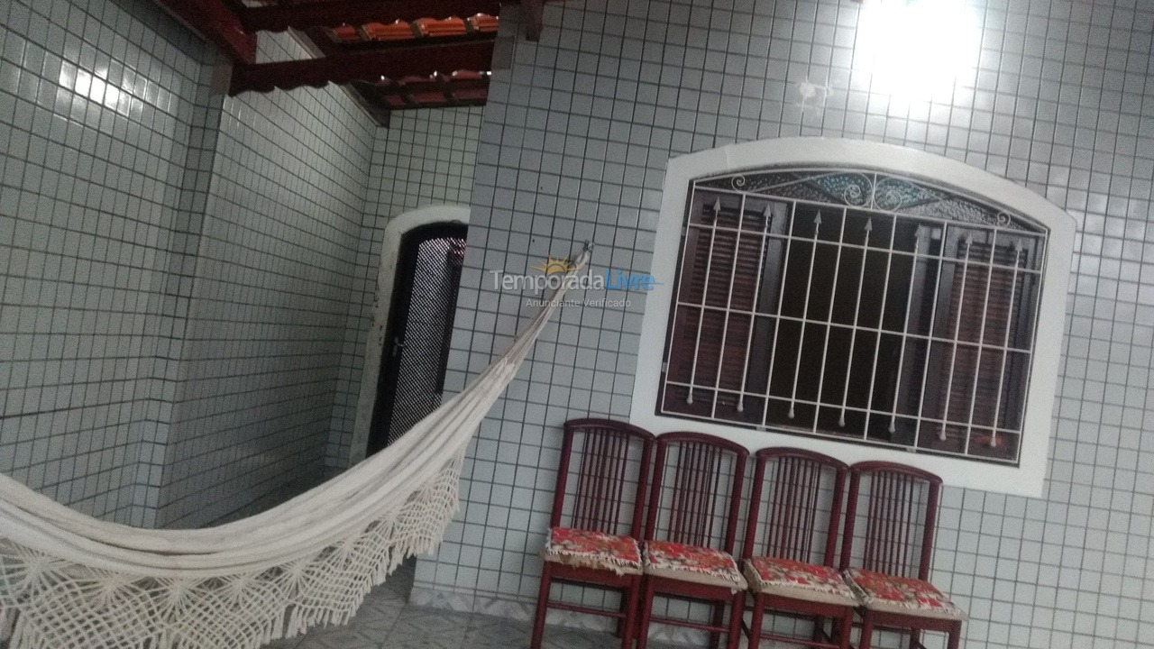 House for vacation rental in Praia Grande (Maracanã)