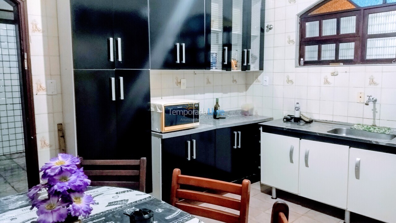 House for vacation rental in Praia Grande (Maracanã)