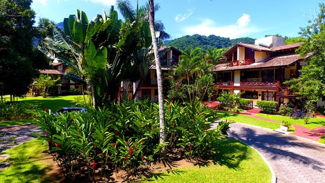 Rua interna do residencial