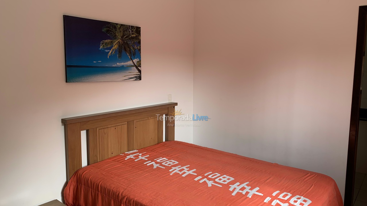 Casa para aluguel de temporada em Ubatuba (Praia das Toninhas)