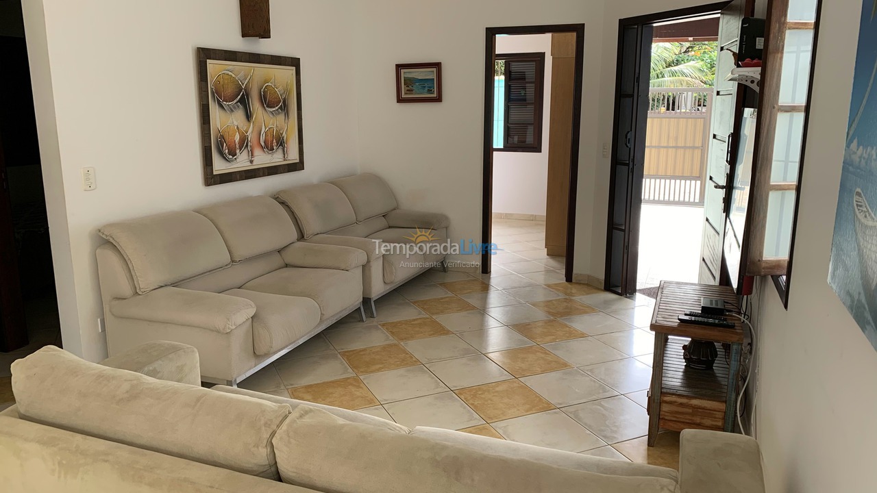 Casa para aluguel de temporada em Ubatuba (Praia das Toninhas)