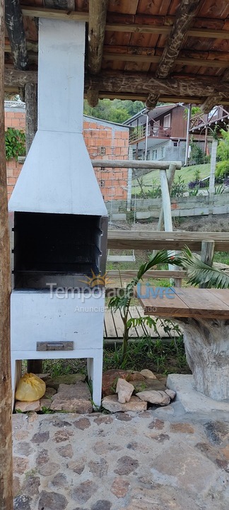 Casa para alquiler de vacaciones em Imaruí (Praia Vermelha)