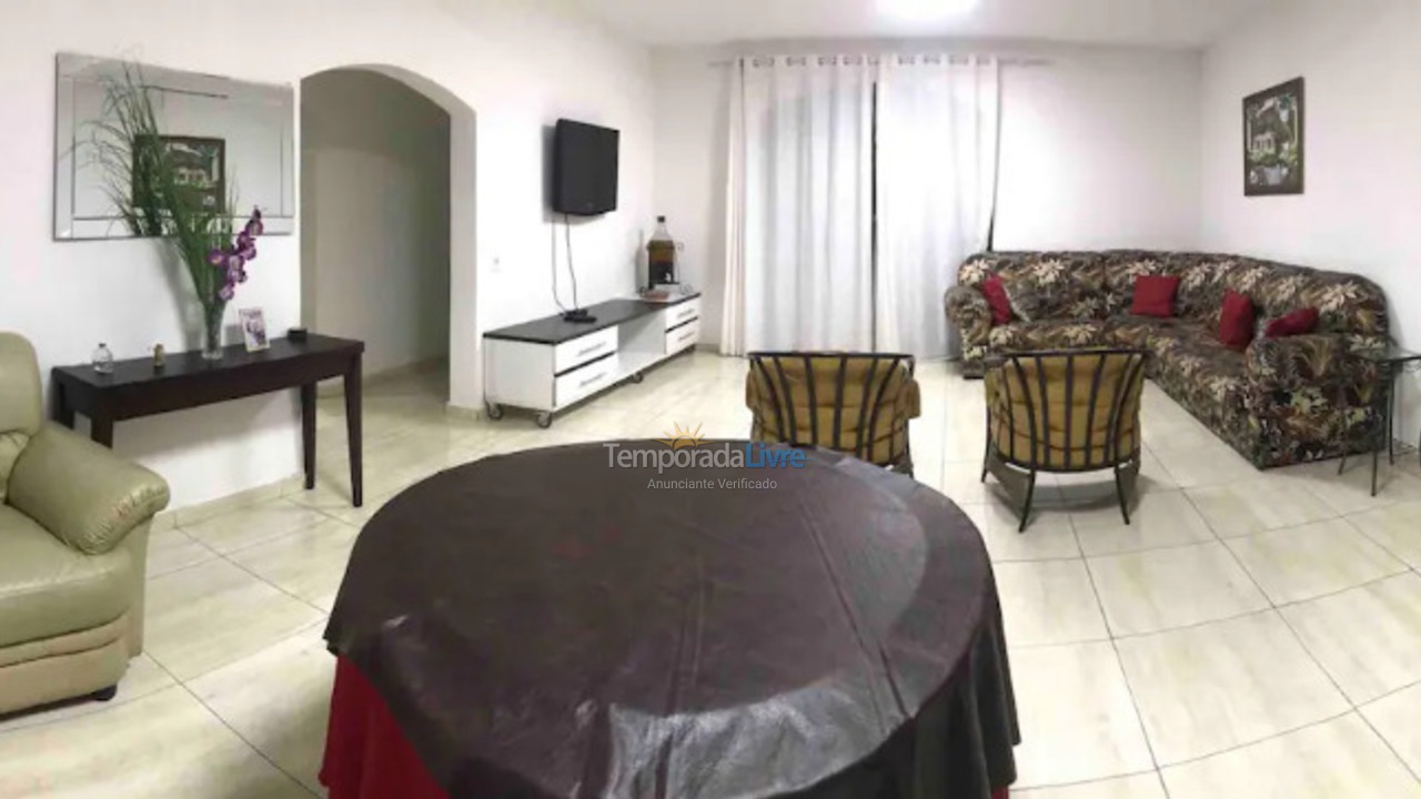 Chácara / sítio para aluguel de temporada em Mairinque (Moreiras)