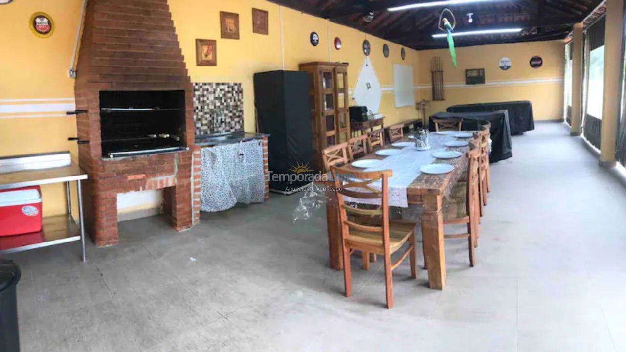 Chácara / sítio para aluguel de temporada em Mairinque (Moreiras)