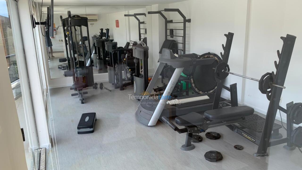 Apartamento para aluguel de temporada em Mata de São João (Imbassaí)