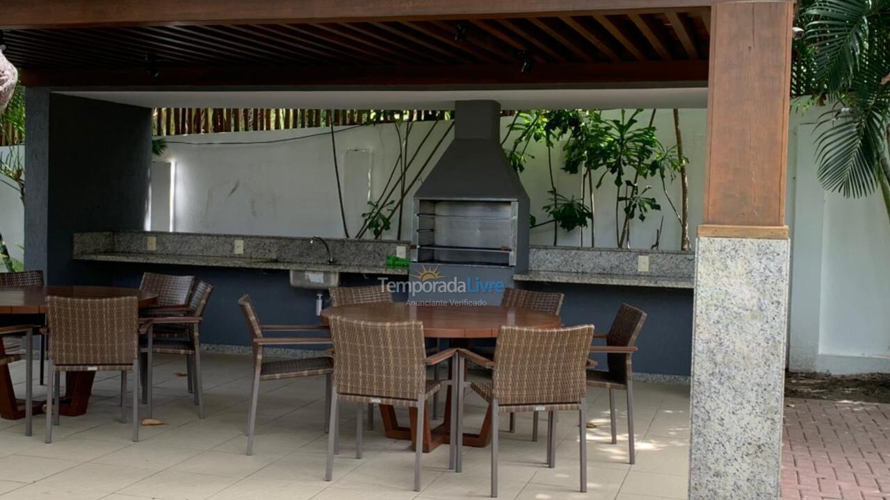 Apartamento para aluguel de temporada em Mata de São João (Imbassaí)