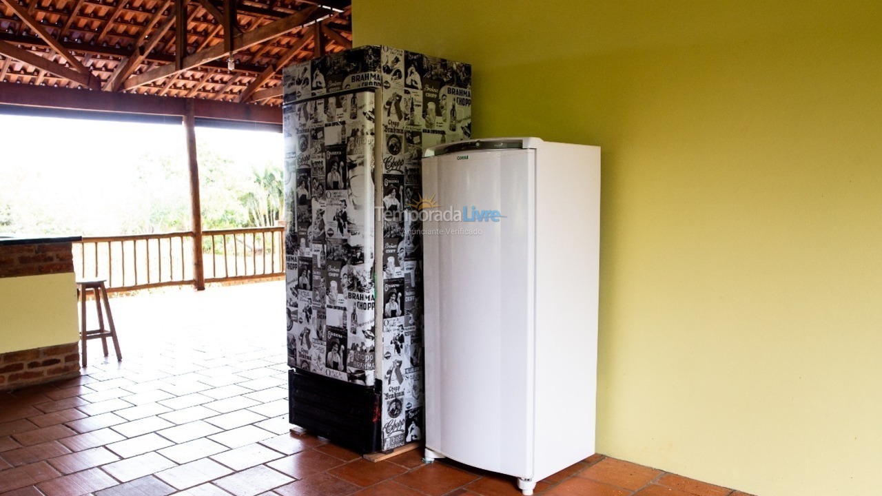 Granja para alquiler de vacaciones em Igaraçu do Tietê (Vicinal Lauro Perazolli)