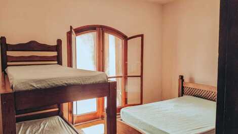 Acogedora casa a tres cuadras de la playa