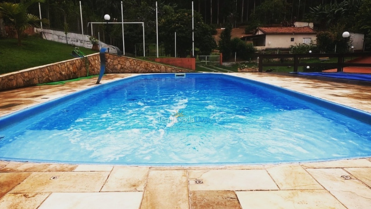 Chácara / sítio para aluguel de temporada em Igaratá (Bairro Alto)