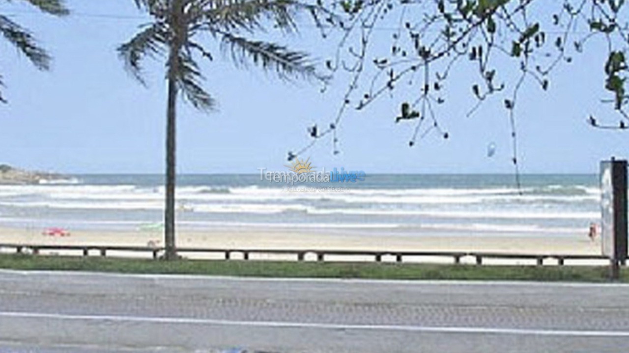 Apartment for vacation rental in Guarujá (Pitangueiras)