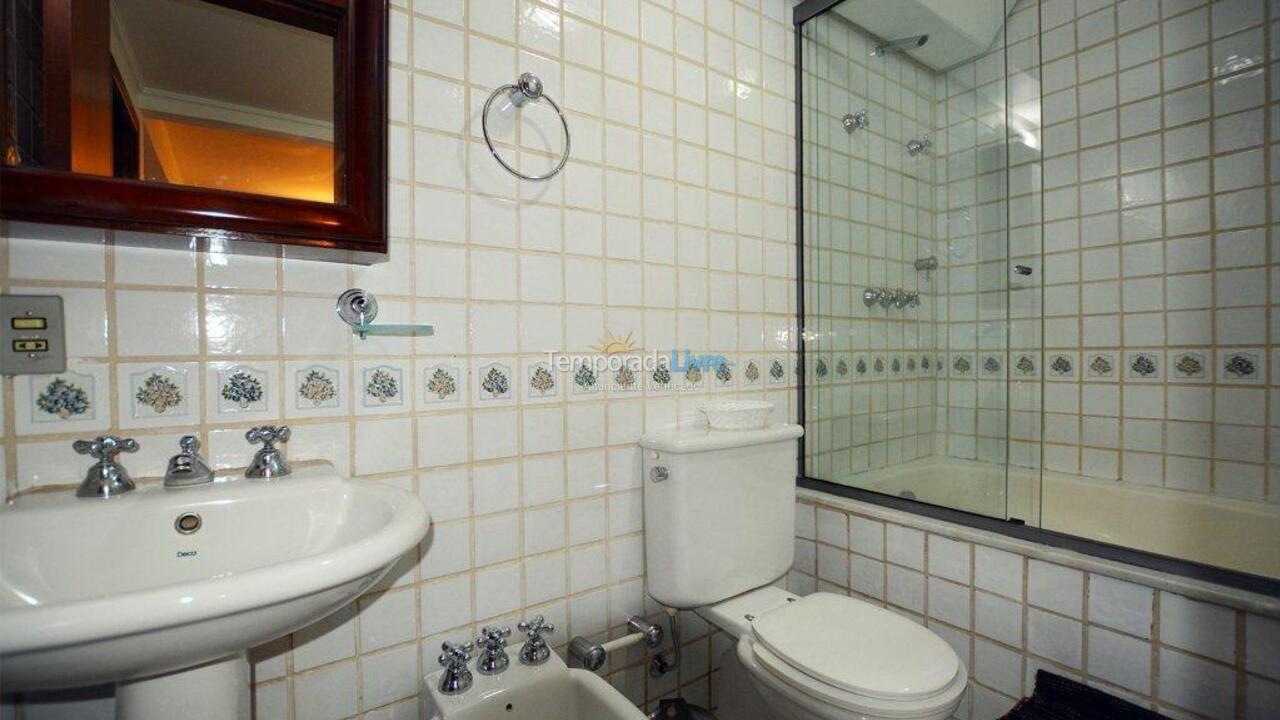 Apartamento para aluguel de temporada em Campos do Jordão (Alto do Capivari)