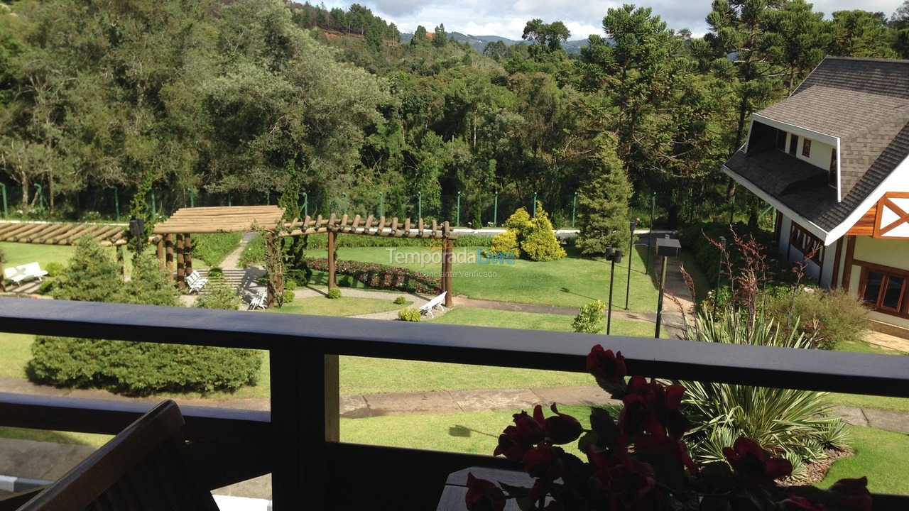 Apartamento para aluguel de temporada em Campos do Jordão (Alto do Capivari)