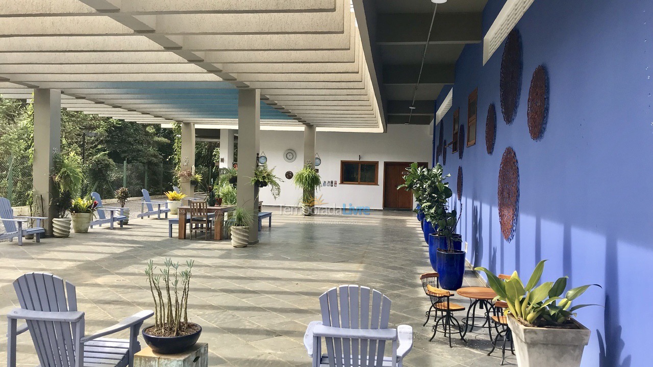 Apartamento para aluguel de temporada em Campos do Jordão (Alto do Capivari)