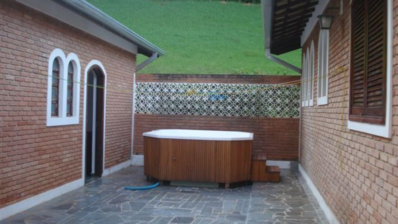 House for vacation rental in Itatiba (Moenda)