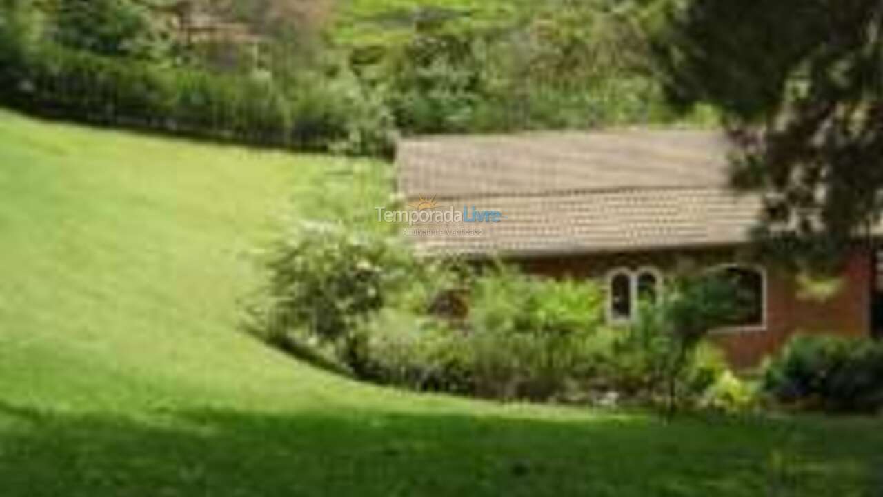 House for vacation rental in Itatiba (Moenda)