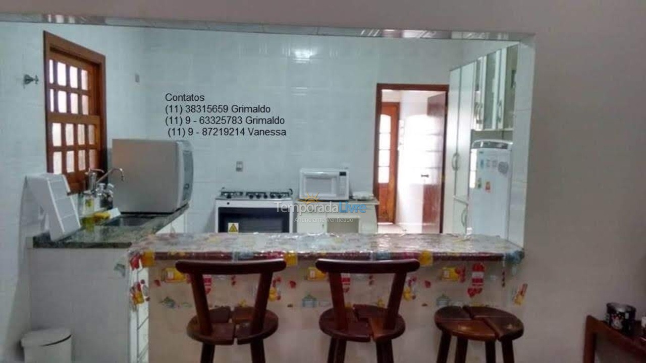 Casa para aluguel de temporada em Peruíbe (Jardim Imperador)