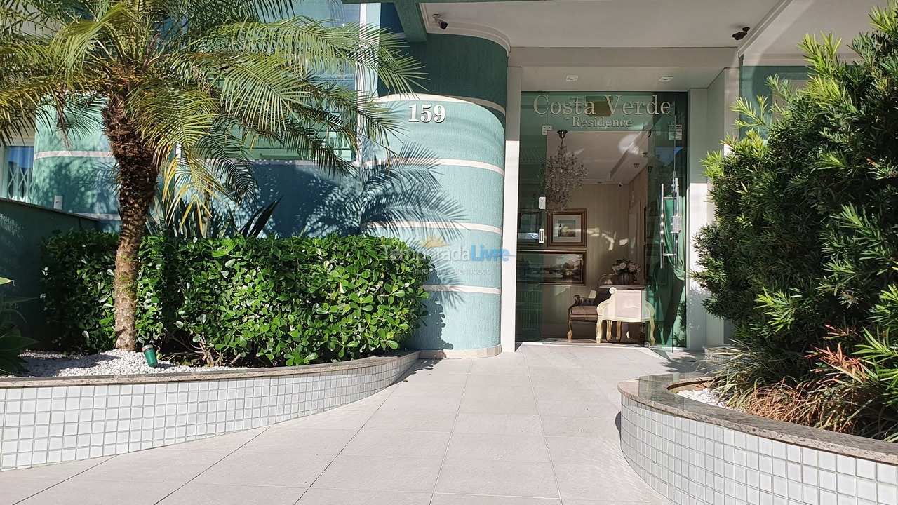 Apartamento para aluguel de temporada em Bombinhas (Praia de Bombinhas)