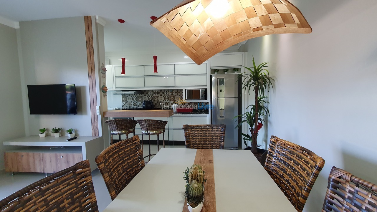 Apartamento para aluguel de temporada em Bombinhas (Praia de Bombinhas)