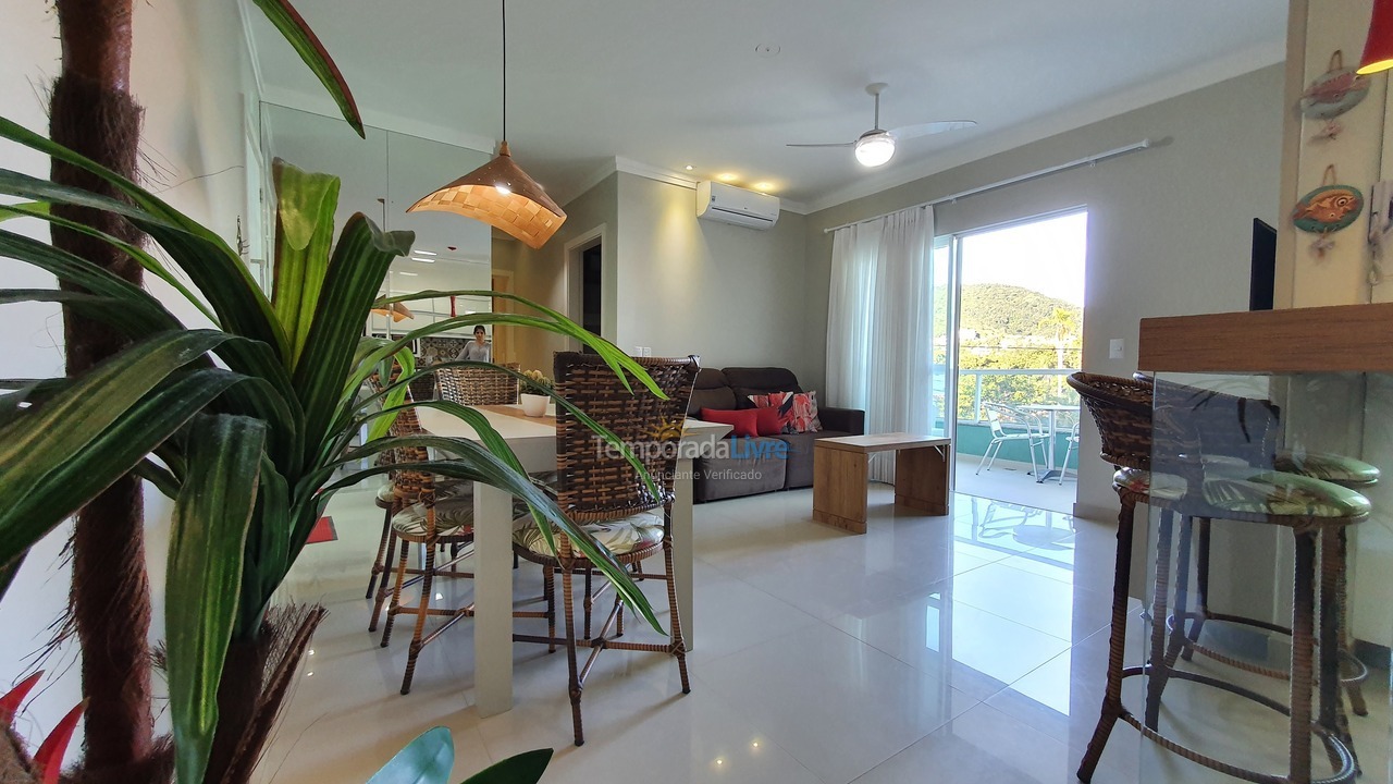 Apartamento para aluguel de temporada em Bombinhas (Praia de Bombinhas)