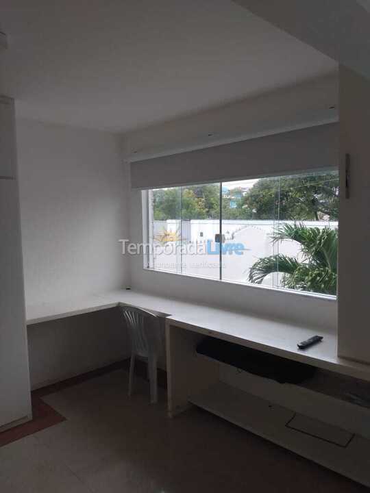 Casa para aluguel de temporada em Salvador (Vilas do Atlantico)