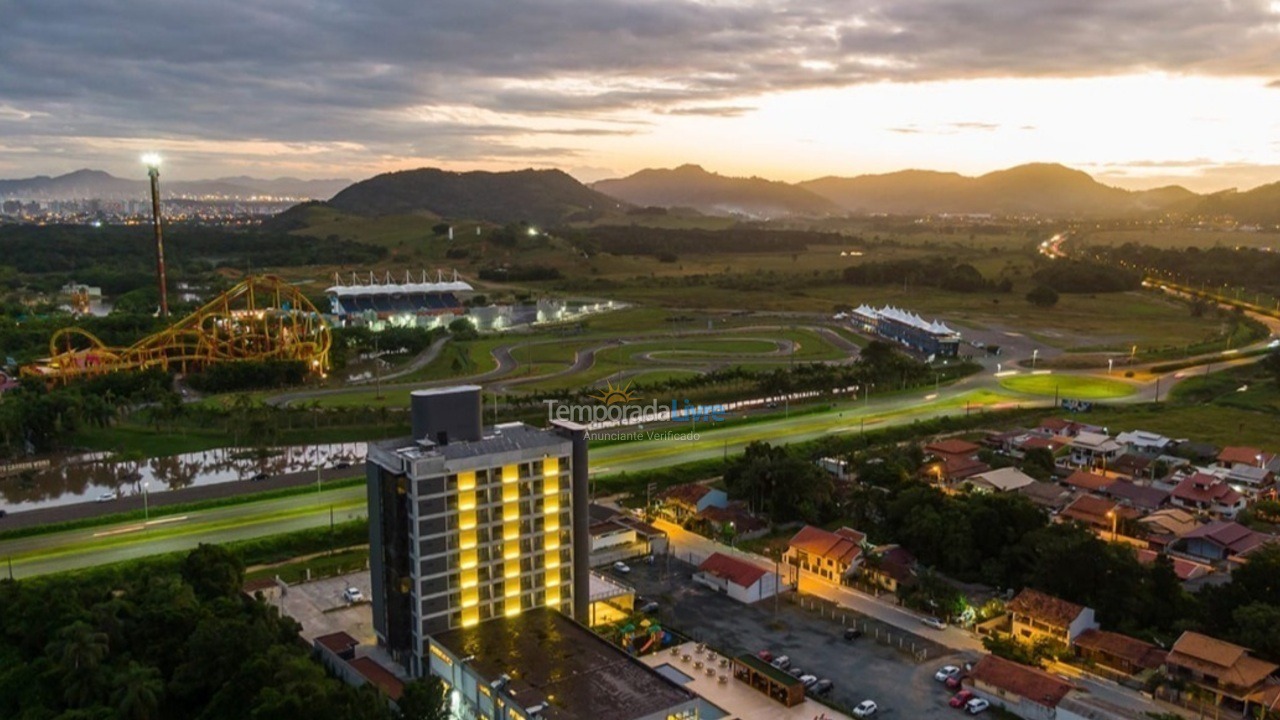 Apartamento para aluguel de temporada em Penha (Praia de Armaçâo)