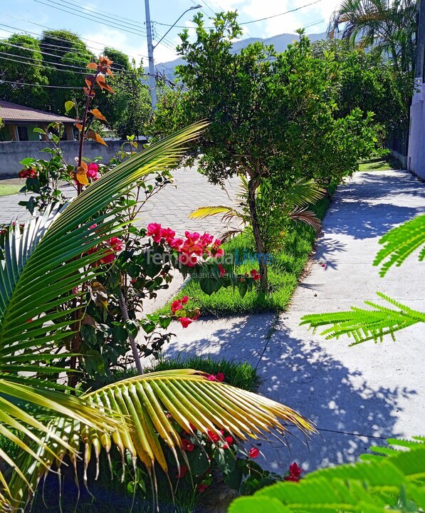 Casa para aluguel de temporada em Caraguatatuba (Massaguaçu)