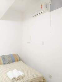 Apartamento Copacabana 2 quartos 1 quadra da praia