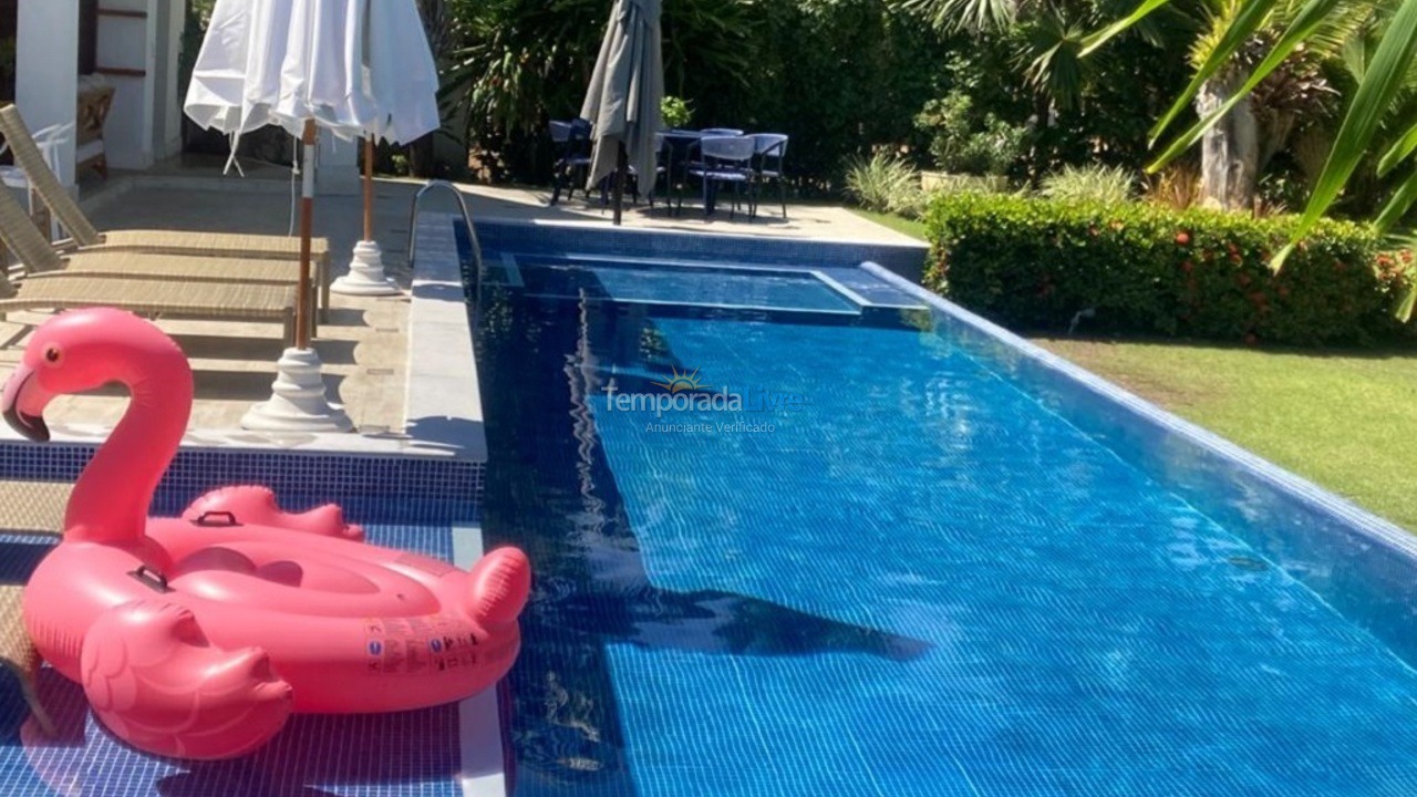 Casa para aluguel de temporada em Camaçari (Praia de Guarajuba)