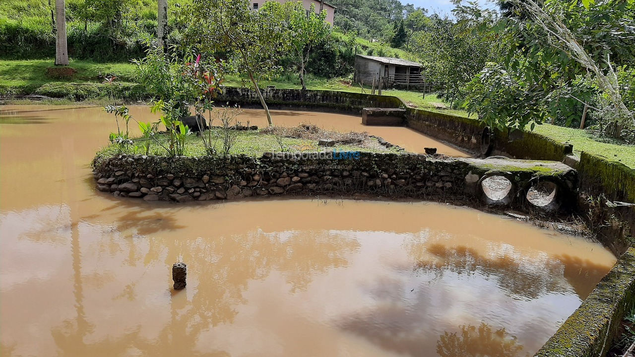 Granja para alquiler de vacaciones em Peruíbe (Itariri)