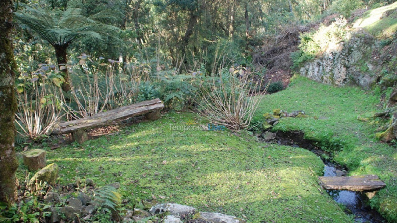 Apartamento para aluguel de temporada em Gramado (Lago Negro)