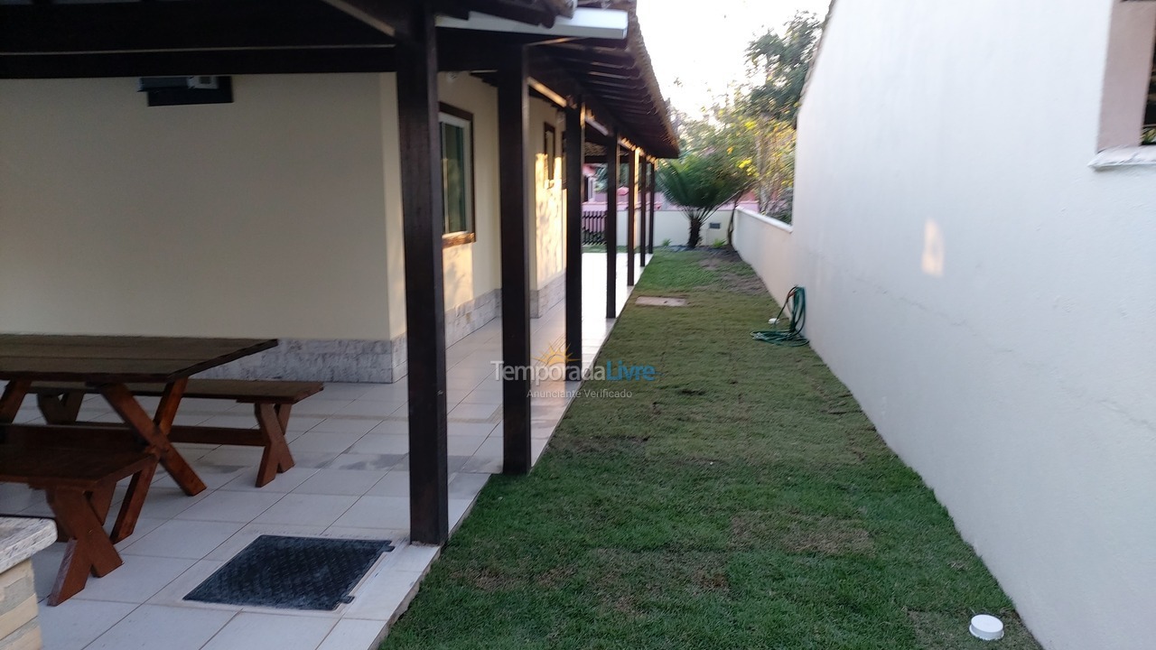 Casa para aluguel de temporada em Cabo Frio (Unamar)