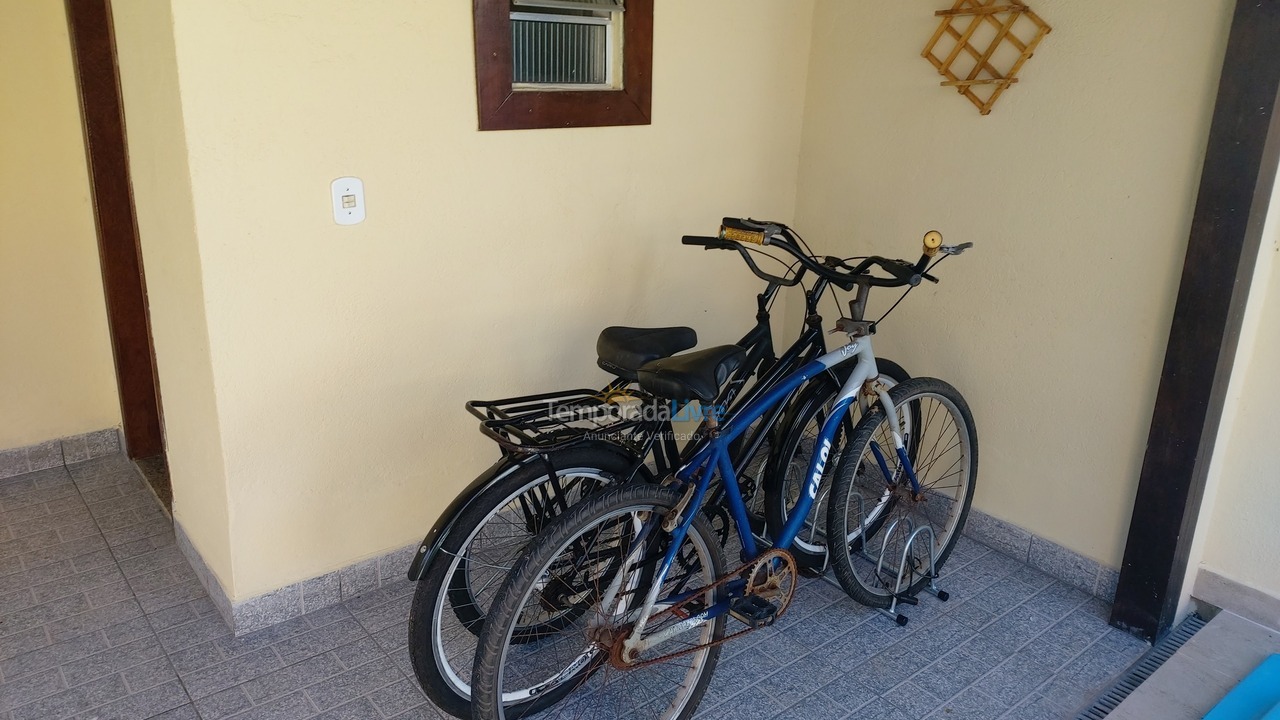 Casa para aluguel de temporada em Cabo Frio (Unamar)