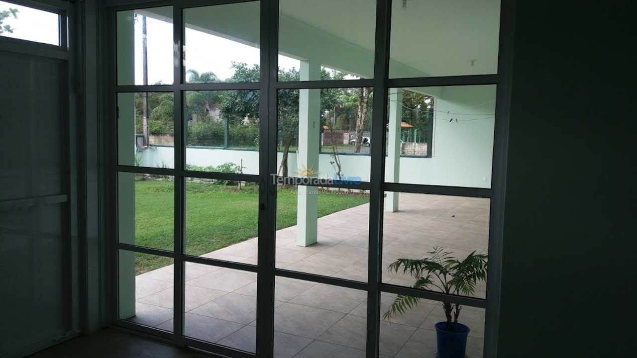 Casa para aluguel de temporada em Bombinhas (Mariscal)