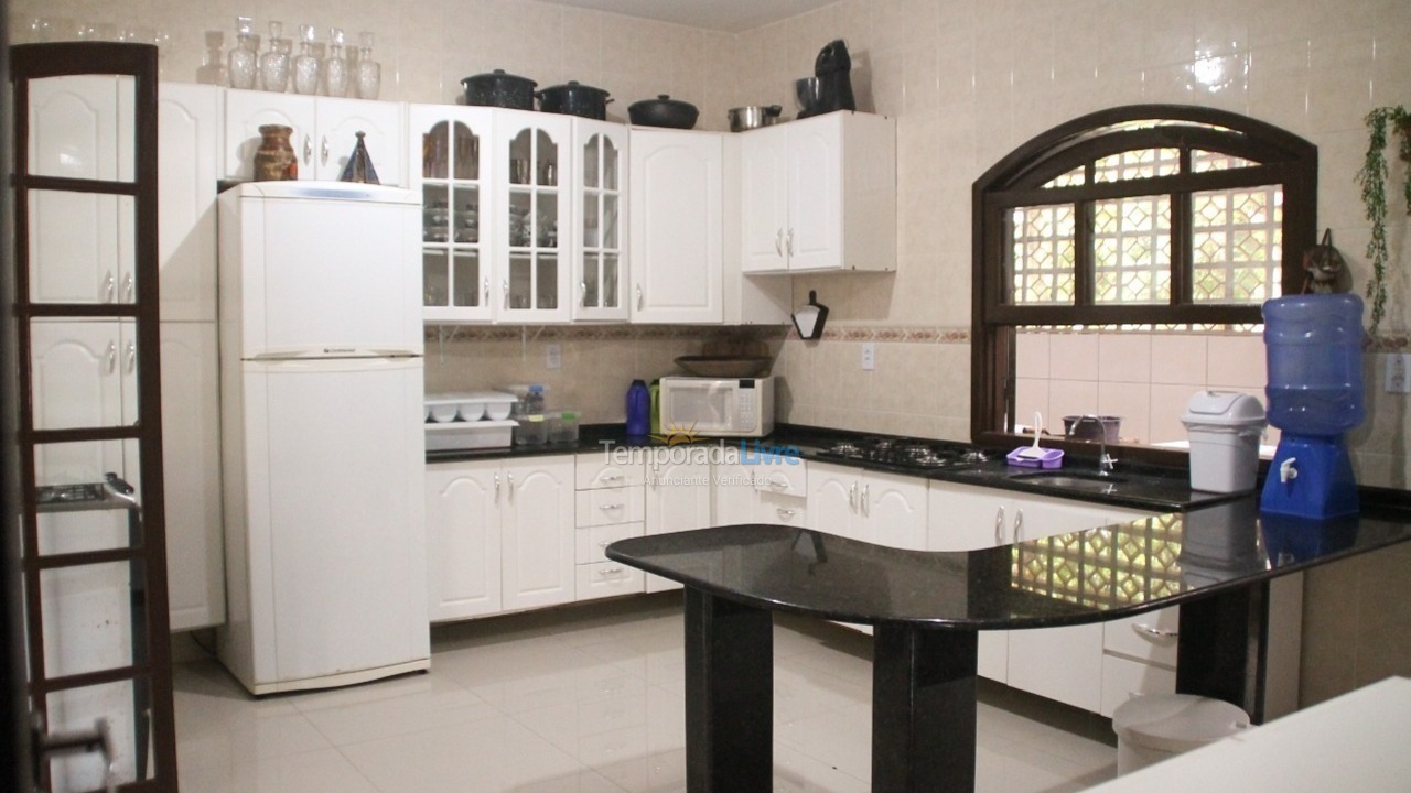 Casa para aluguel de temporada em Itapoá (Itapema do Norte)