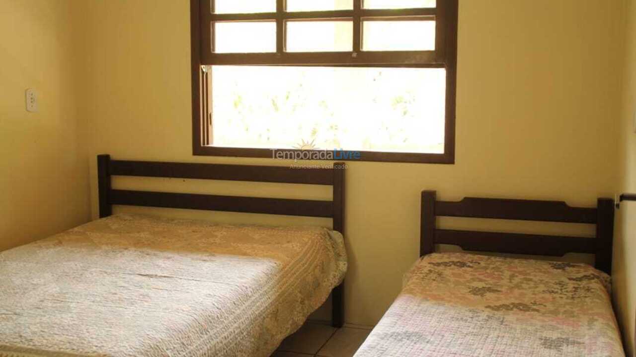 Casa para aluguel de temporada em Itapoá (Itapema do Norte)