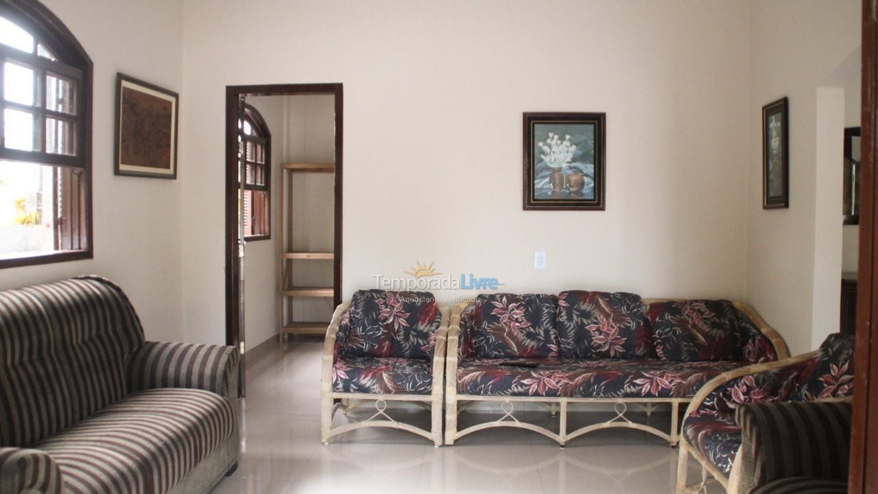 Casa para aluguel de temporada em Itapoá (Itapema do Norte)