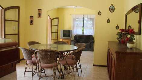 Salas conjugadas para jogos descanso, refeições e muito mais.