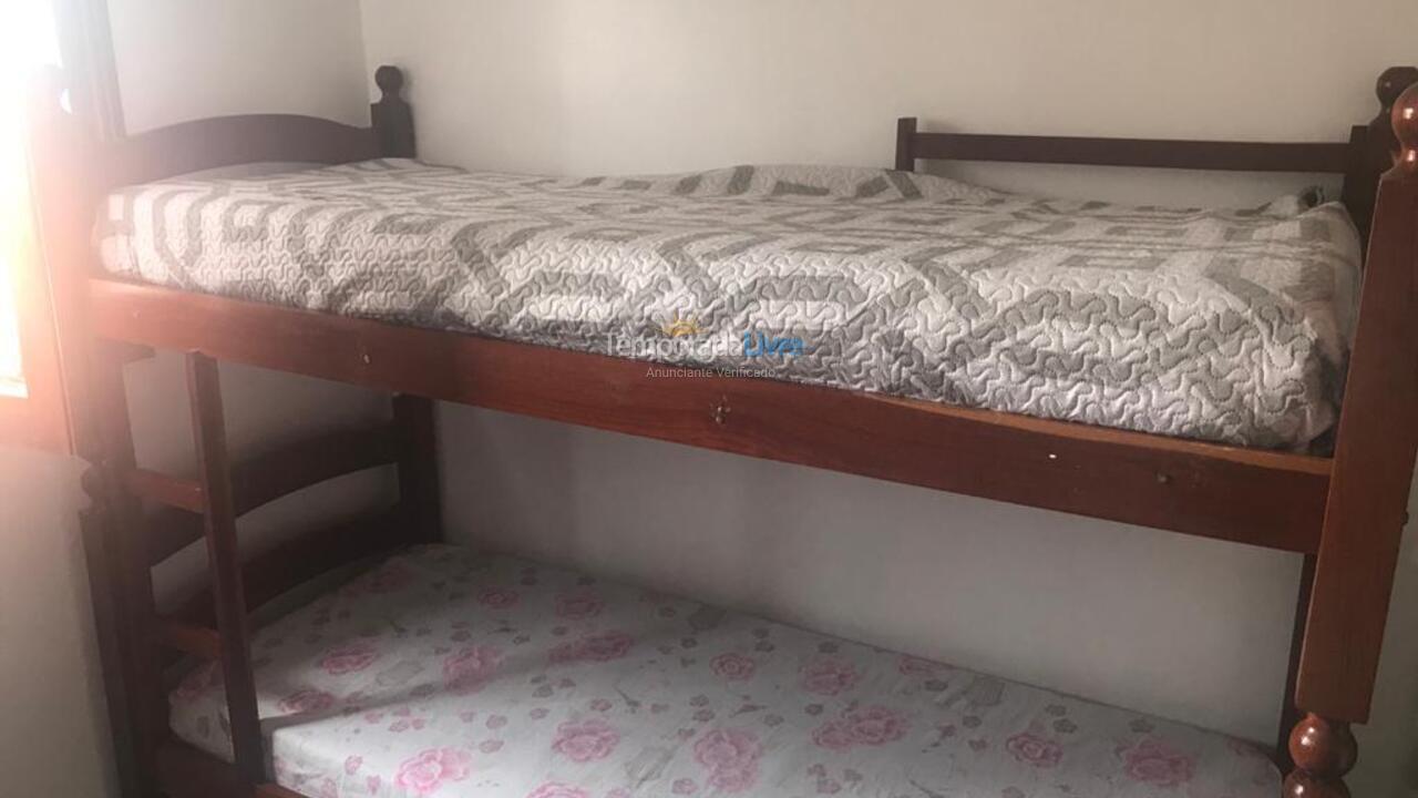 Casa para aluguel de temporada em Itanhaém (Balneário Gaivotas)