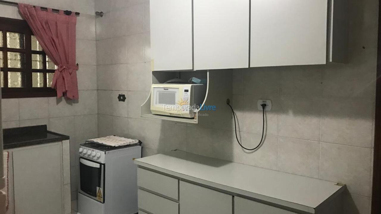 Casa para aluguel de temporada em Itanhaém (Balneário Gaivotas)