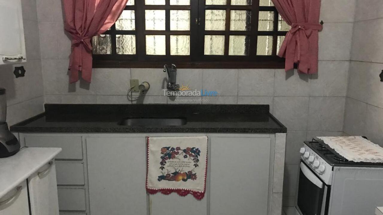 Casa para aluguel de temporada em Itanhaém (Balneário Gaivotas)