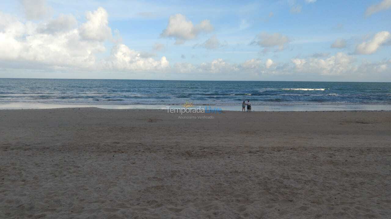 Casa para aluguel de temporada em Cabo Frio (Unamar)