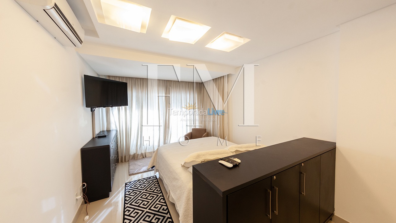 Casa para aluguel de temporada em Florianopolis (Jurerê Internacional)