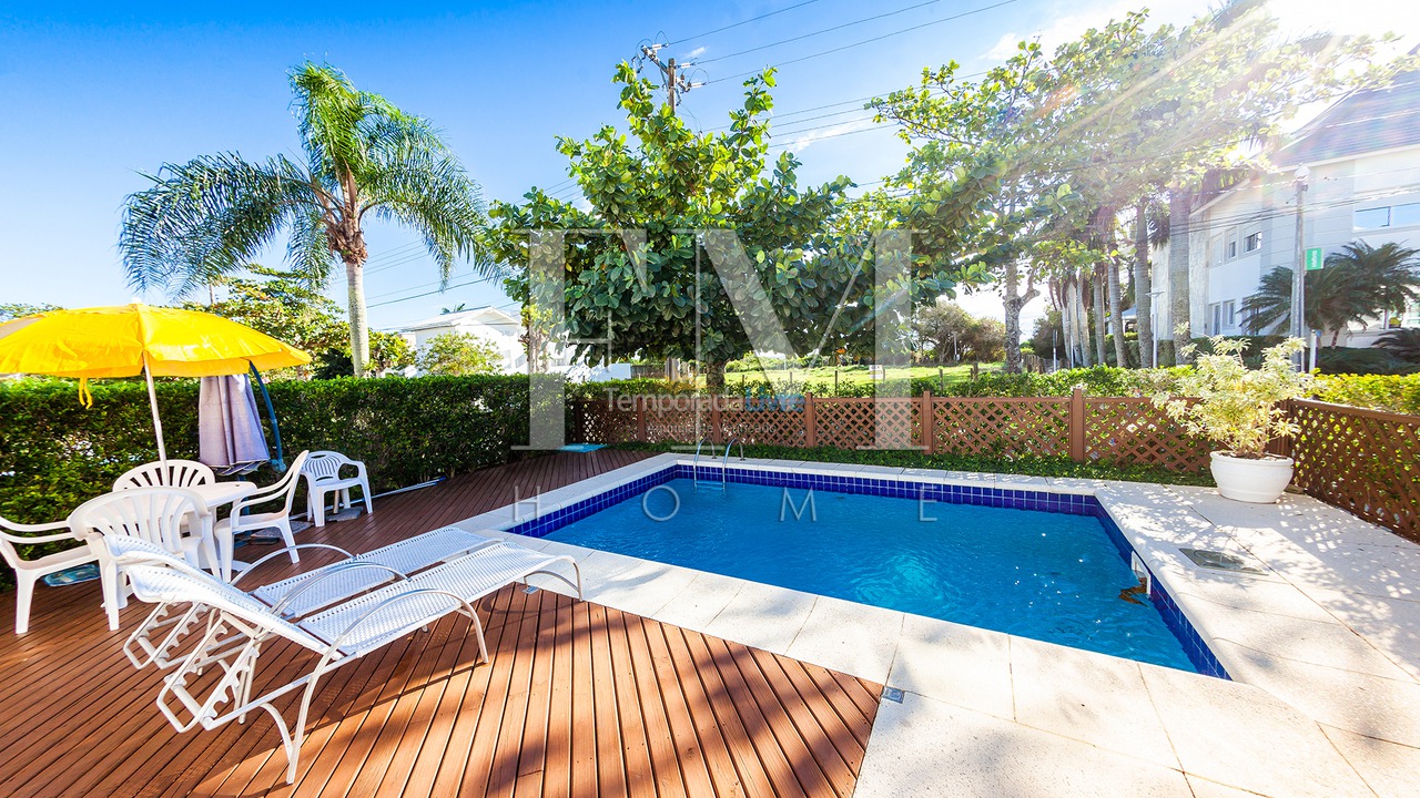 Casa para aluguel de temporada em Florianopolis (Jurerê Internacional)