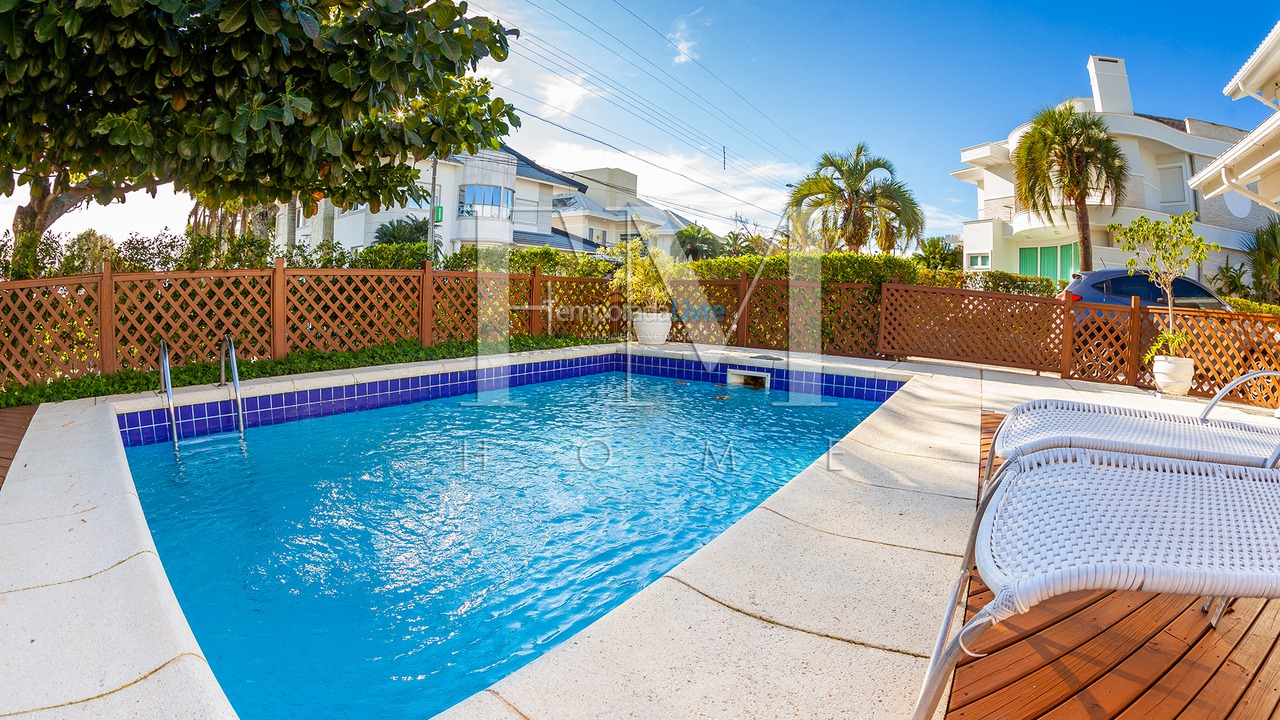 Casa para aluguel de temporada em Florianopolis (Jurerê Internacional)