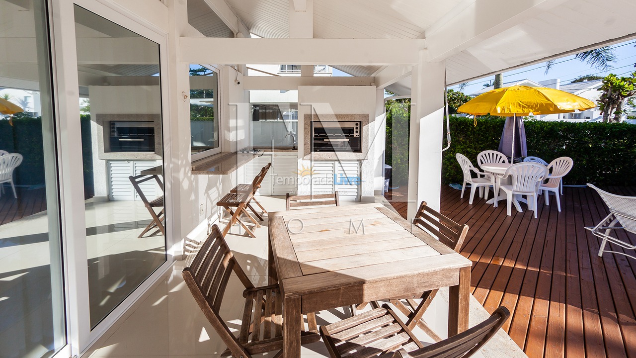Casa para aluguel de temporada em Florianopolis (Jurerê Internacional)