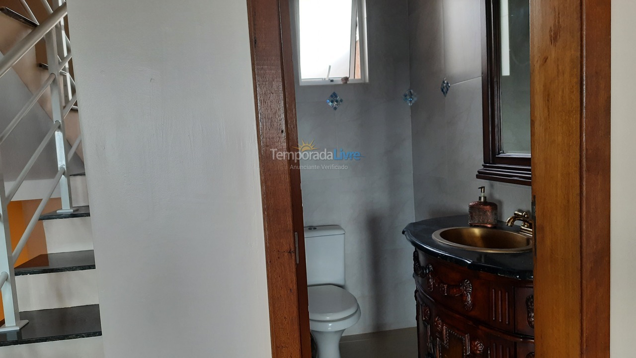 Casa para alquiler de vacaciones em Guaratuba (Barra do Saí)